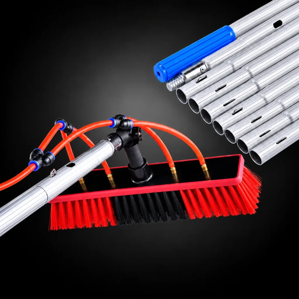 Sections de perche en aluminium et tête de brosse du SolarClean 9M